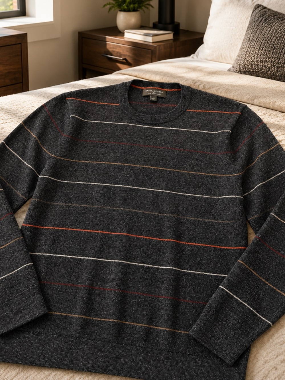 Banana Republic 100% Merino Wool Striped Sweater Men’s Large